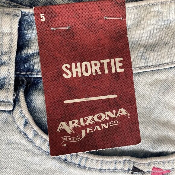 Arizona Jeans Shortie Shorts Womens Juniors Size 5 Light Wash Embroidered - Picture 4 of 6